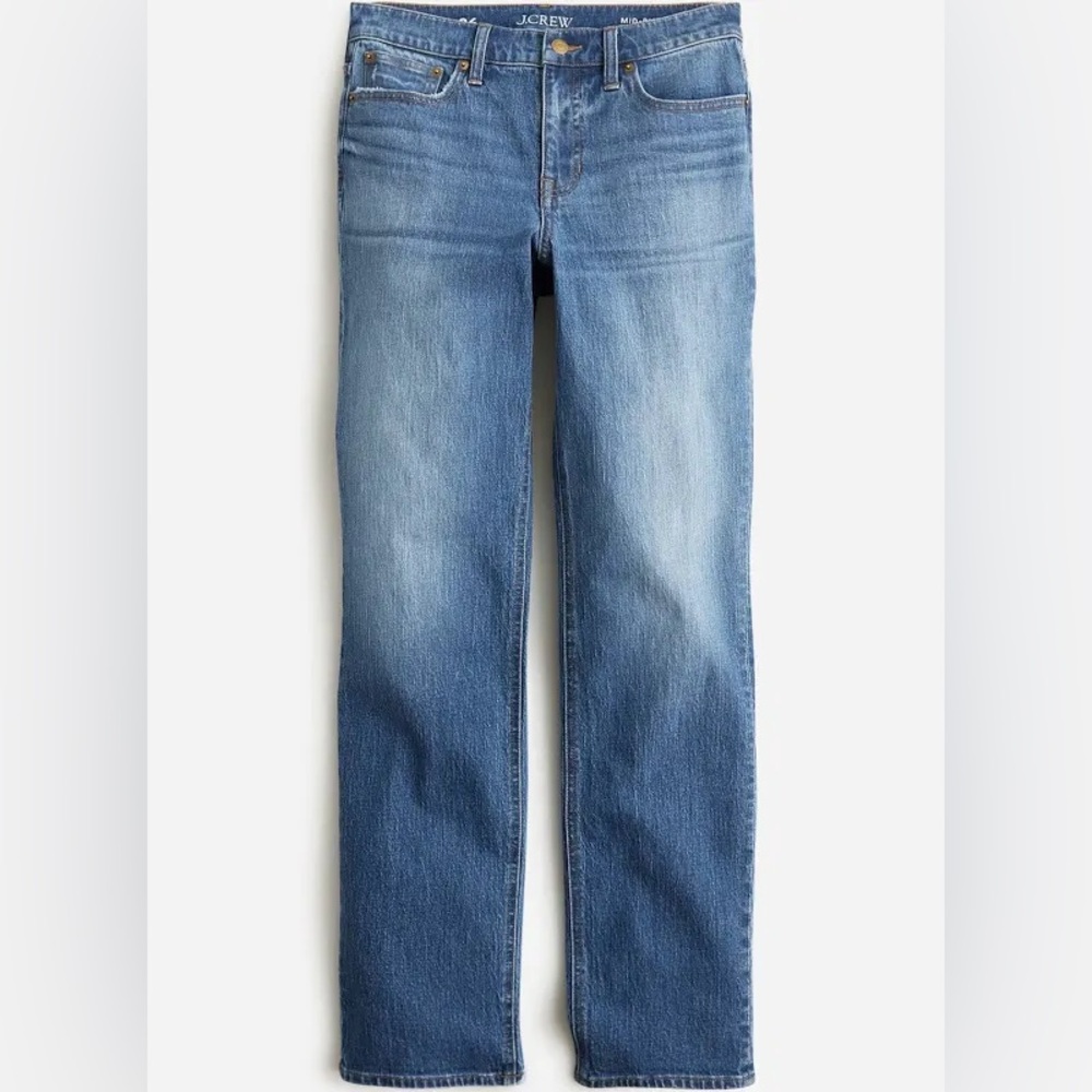 J. Crew Mid-rise '90s classic straight jean. Only worn 2x Excellent fit I’m 5’4”